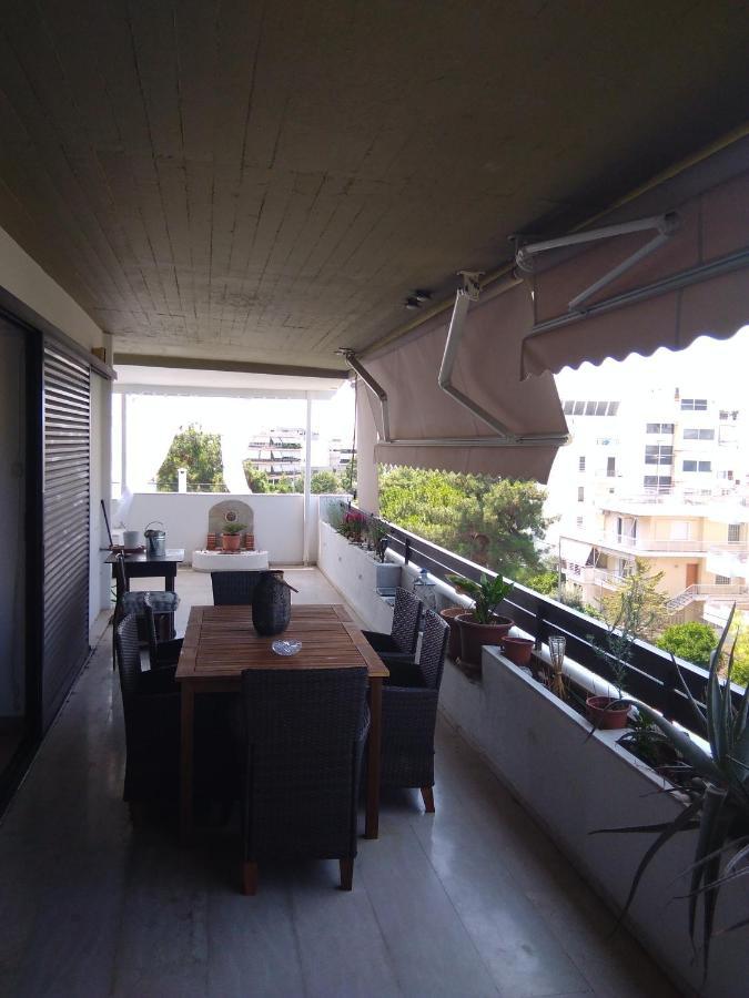 Glyfada Seabreeze Apartment Atene Esterno foto