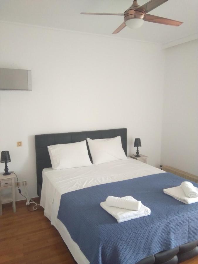 Glyfada Seabreeze Apartment Atene Esterno foto